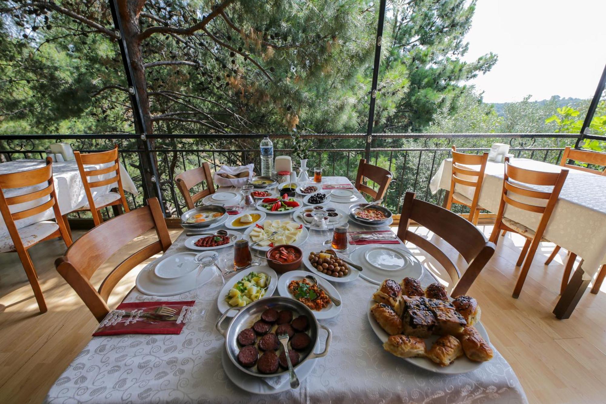 Dusler Vadisi Kazdaglari Hotel Edremit  Ngoại thất bức ảnh